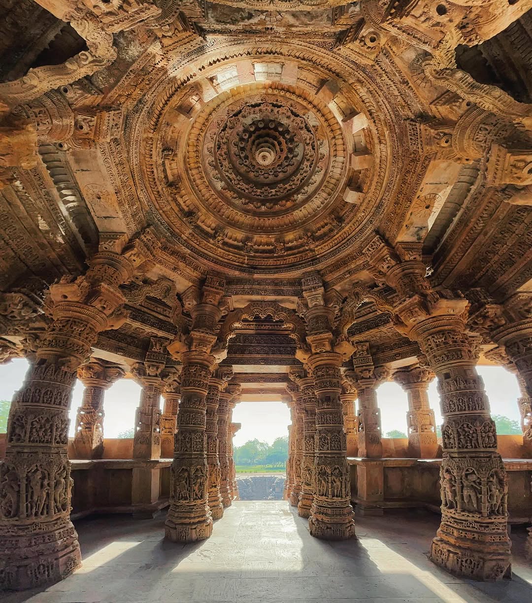 suntemplemodheragujaratv01rhzzqoriq9e1