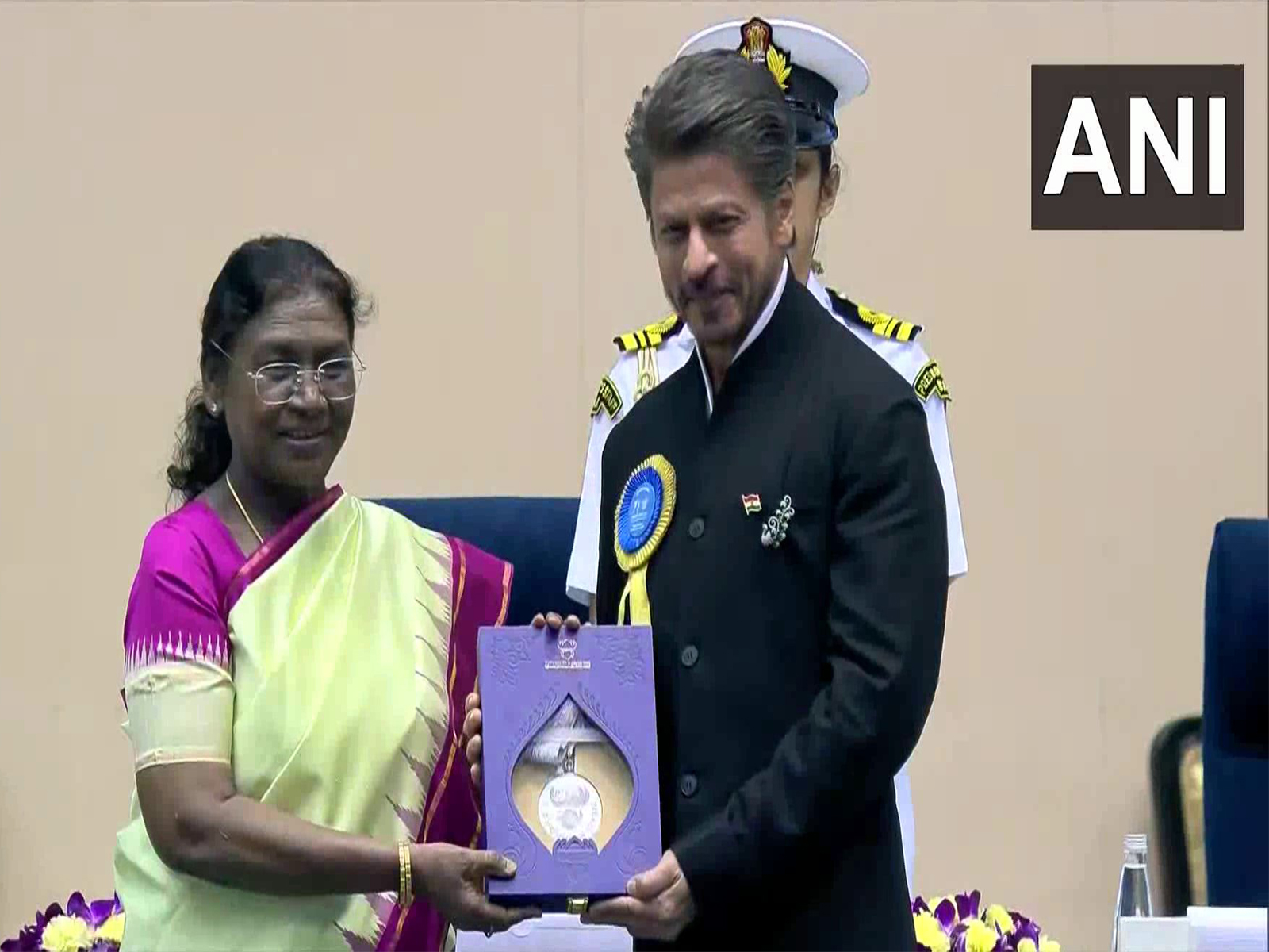 Bollywood supertsar Shah Rukh Khan (Image source: DD News)